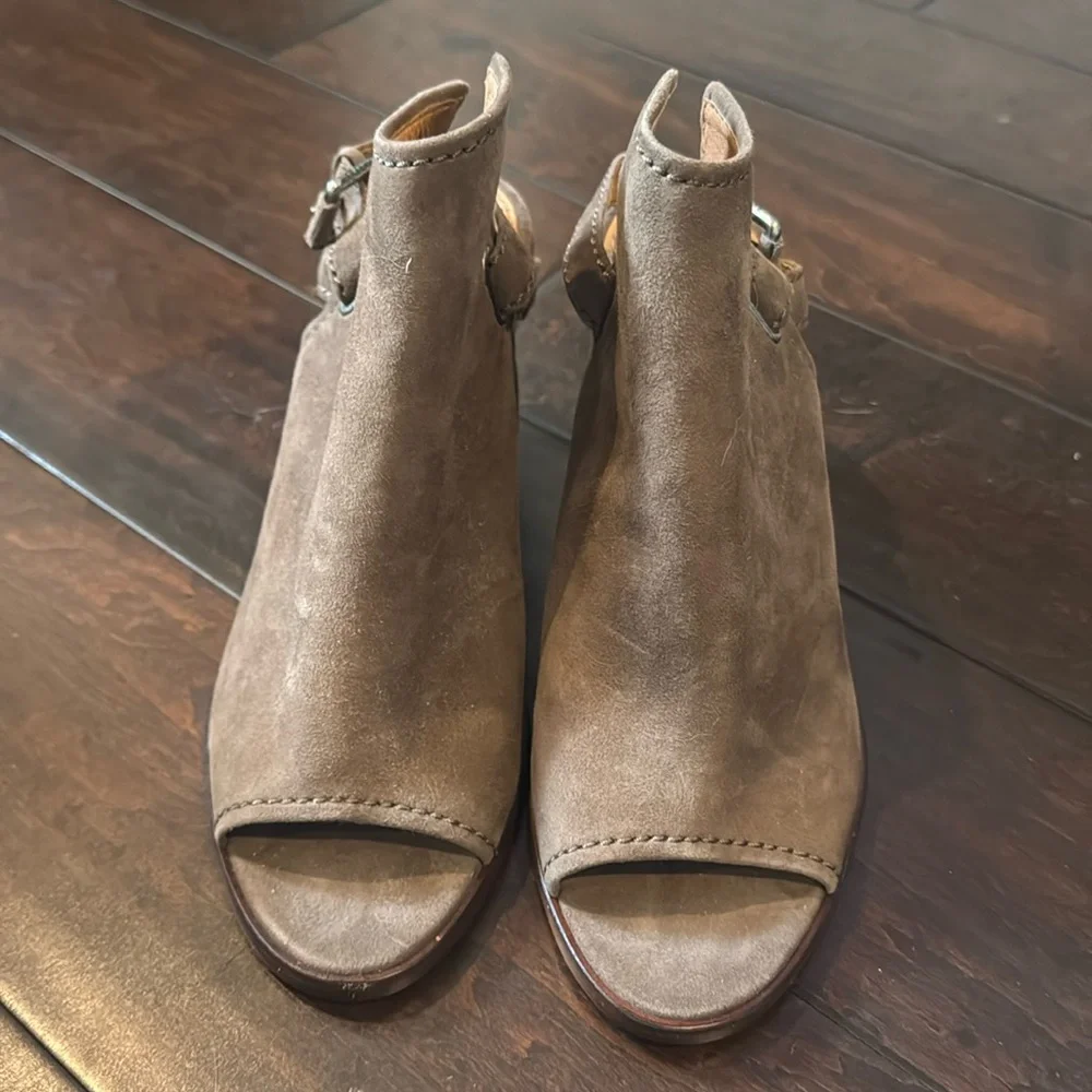 Frye peeptoe suede heels - Picture 2 of 6